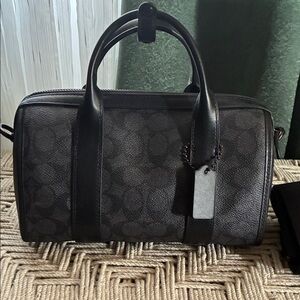 Gotham Duffle Bag 24 in Signature Canvas